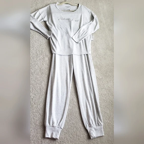 VICTORIA SECRET GREY PJ M - Picture 2 of 15